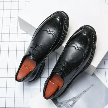 Весенняя кожаная обувь, мужская деловая официальная одежда в британском стиле на толстой подошве, Черная повседневная модная обувь с перфорацией типа 