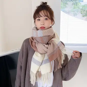 Шарф с кисточками Стильный женский зимний шарф в полоску с кисточками Легкая теплая накидка на шею для холодной погоды, которую можно стирать